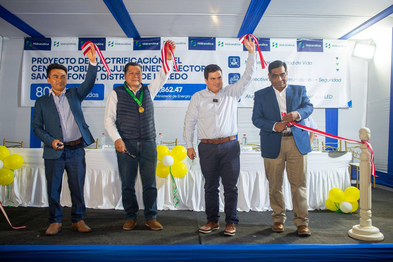 Inauguración de obra en Laredo