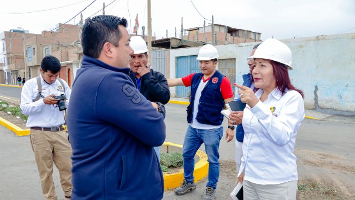 Inspeccionan obra “pistas y veredas en asociación de vivienda Virgen de Chapi” - Barranca