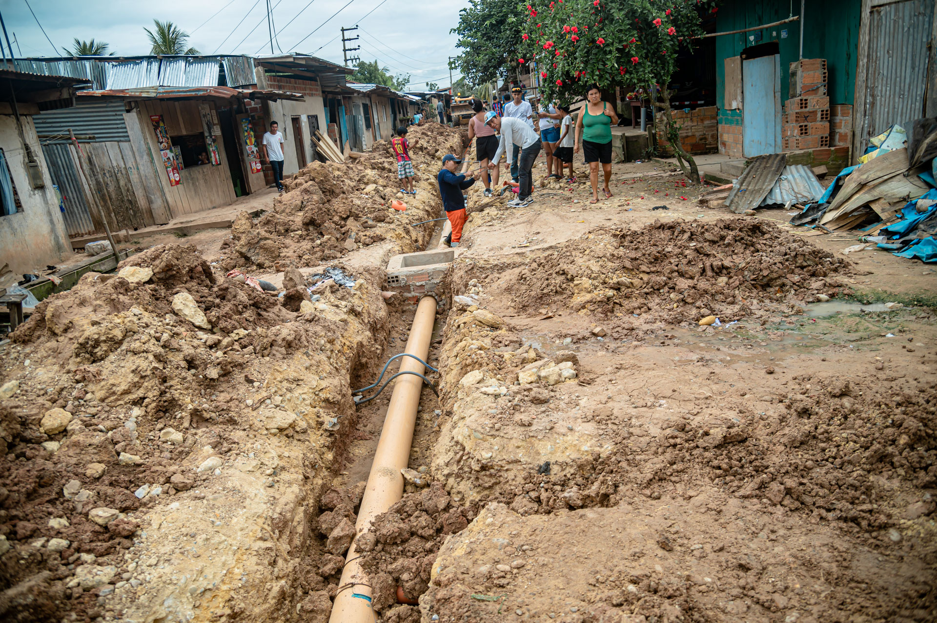 venimos construyendo una matriz de desagüe de 130 metros lineales