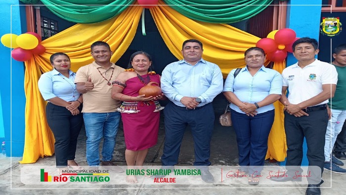 archivo jpg de alcalde y regidores en la inauguracion