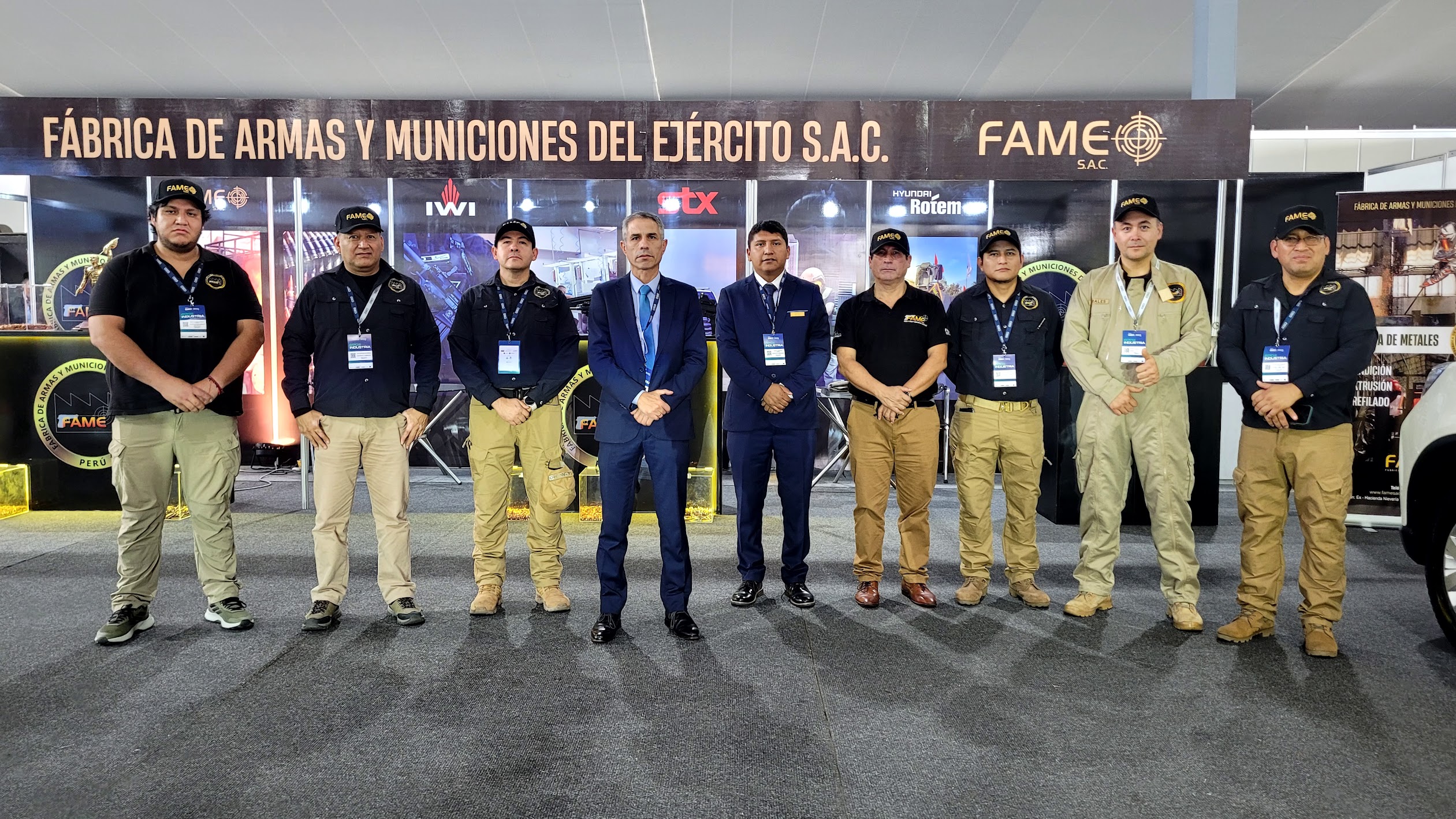 Equipo de FAME en la feria EXPOINDUSTRIA 2025