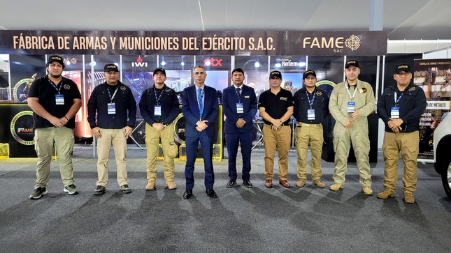 Equipo de FAME en la feria EXPOINDUSTRIA 2025