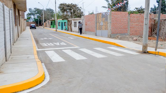 Modernas pistas y veredas impulsan el desarrollo en los CC.PP. “El Sol” y “San Antonio” en Huaura