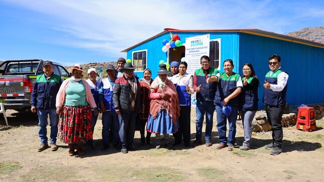 En el marco del programa PROCOMPITE, el martes 13 de mayo, la Municipalidad Provincial de Mariscal Nieto continúa ejecutando con éxito sus ya consolidados “Martes Productivos de PROCOMPITE”, una estrategia institucional que promueve semana a semana la entrega de bienes productivos a organizaciones beneficiarias en toda la provincia.