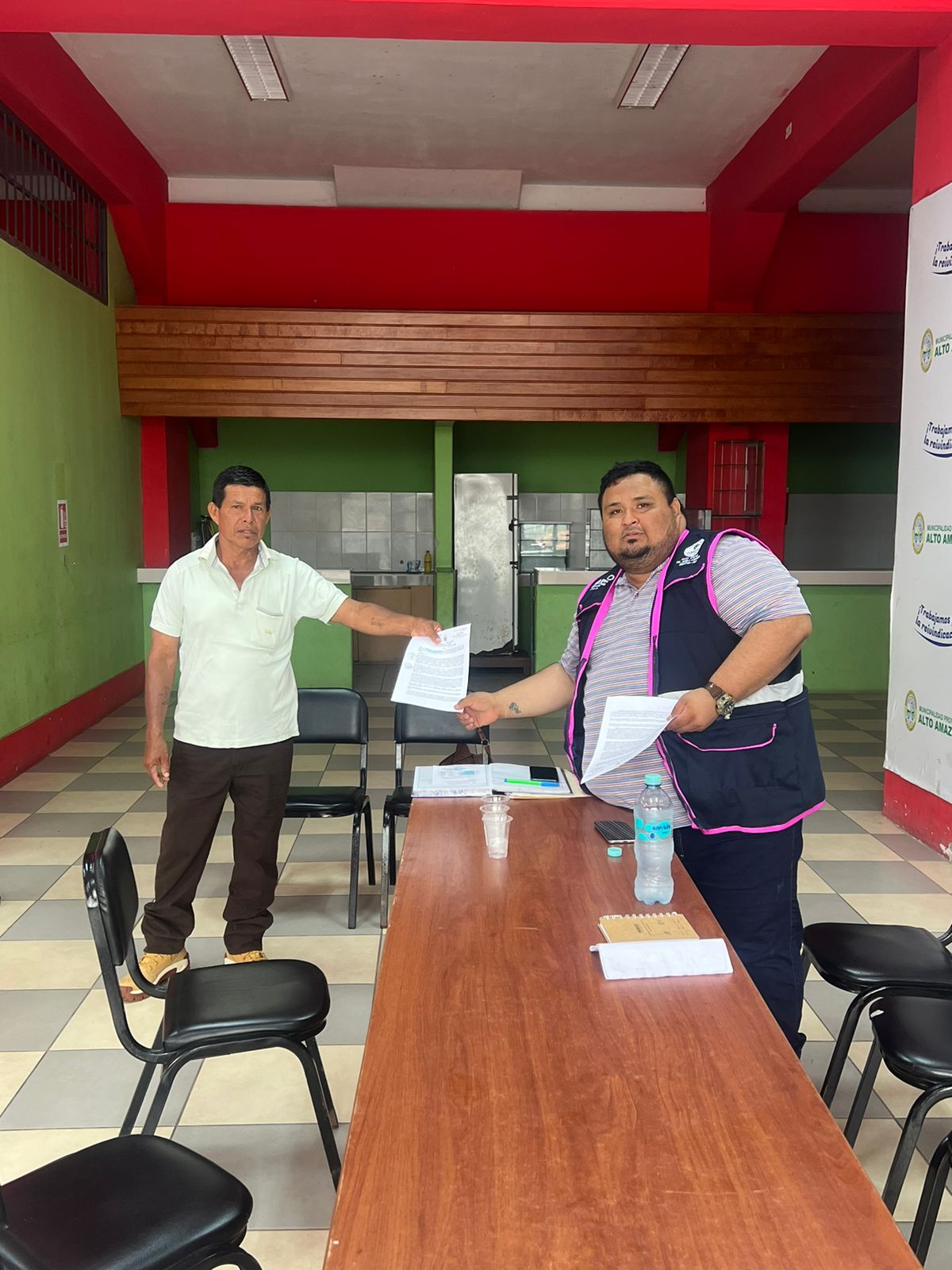 En Alto Amazonas, Direpro instala mesa técnica pesquera y entrega permisos.