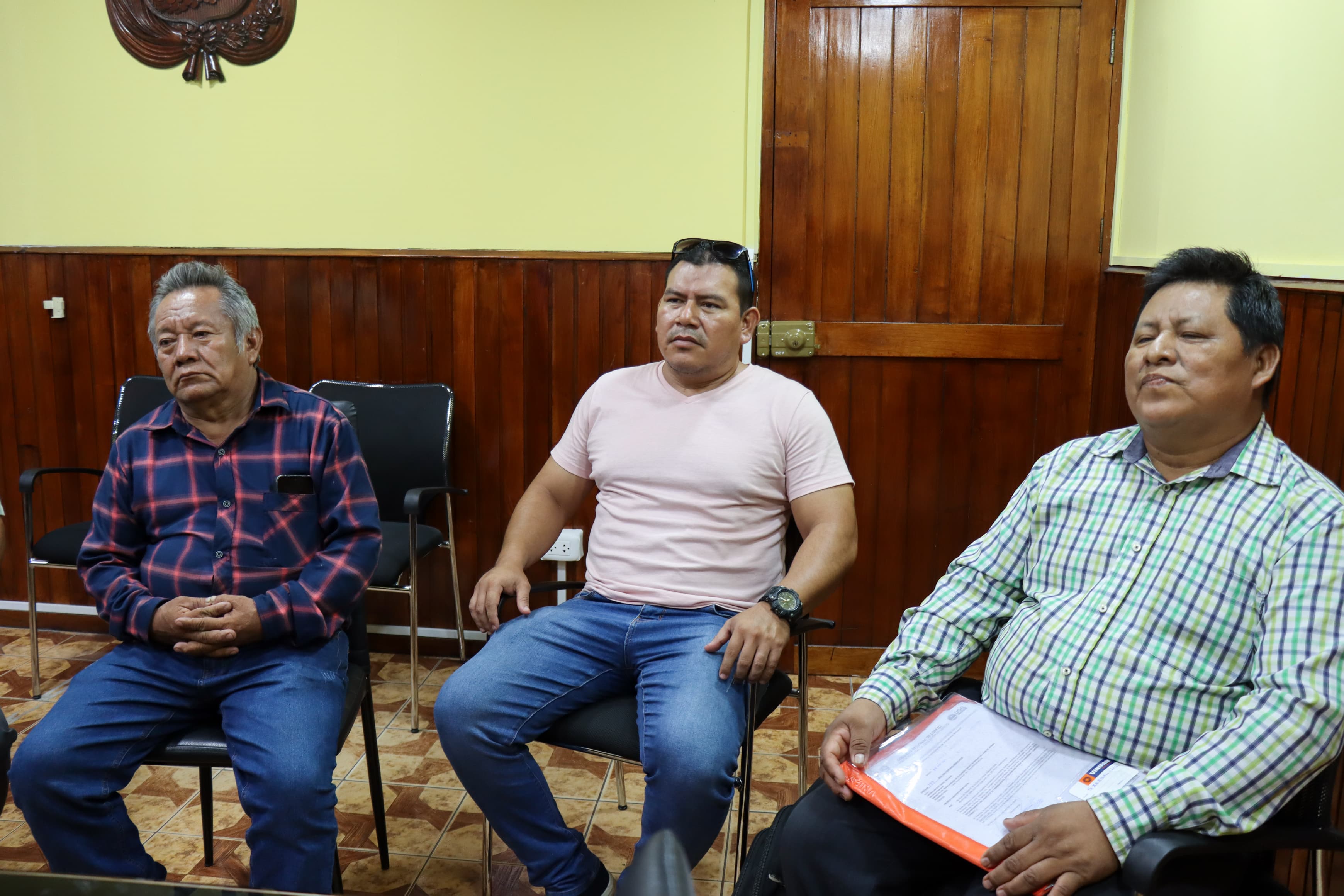 Grel sostiene reunión con dirigencia del Sitebal.