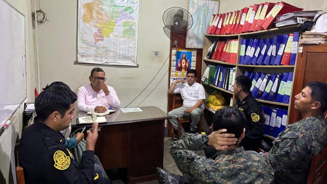Gorel presente en reunión interinstitucional para coordinar acciones contra la tala ilegal en la provincia de Ucayali.