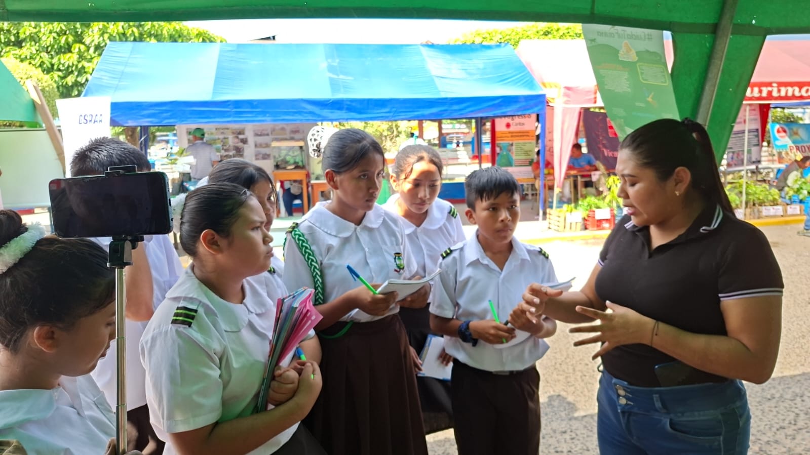 Gorel-Gerfor Alto Amazonas promueve la educación ambiental en la feria 2025 de Yurimaguas.