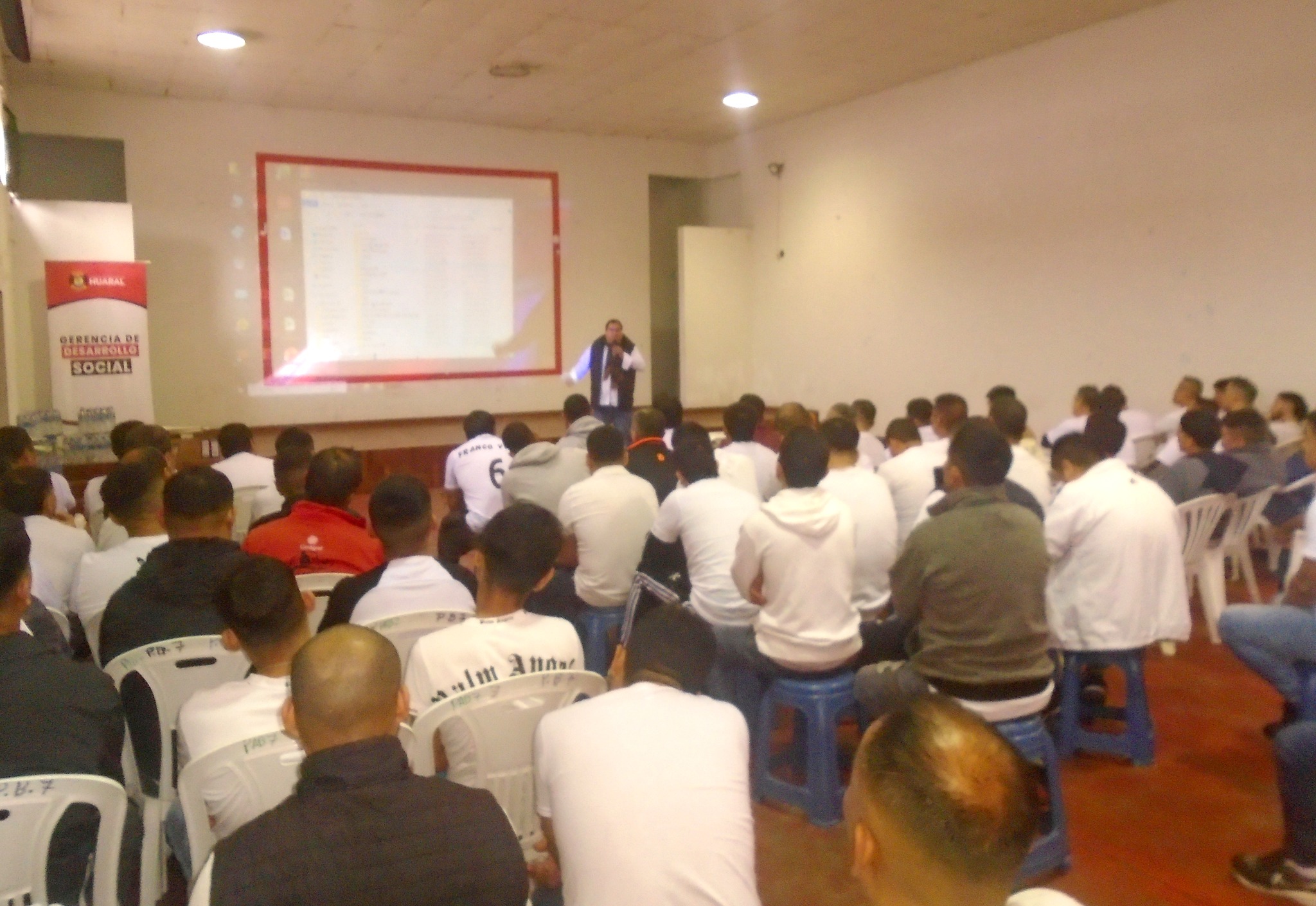 Curso de Capacitación "Crea y Emprende" impulsa el desarrollo integral de los internos del Centro Penitenciario de Huaral