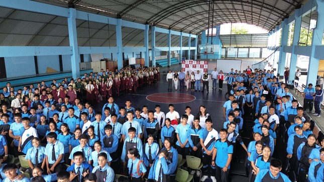 Más de 500 estudiantes de la región participaron en paneles vocacionales 
