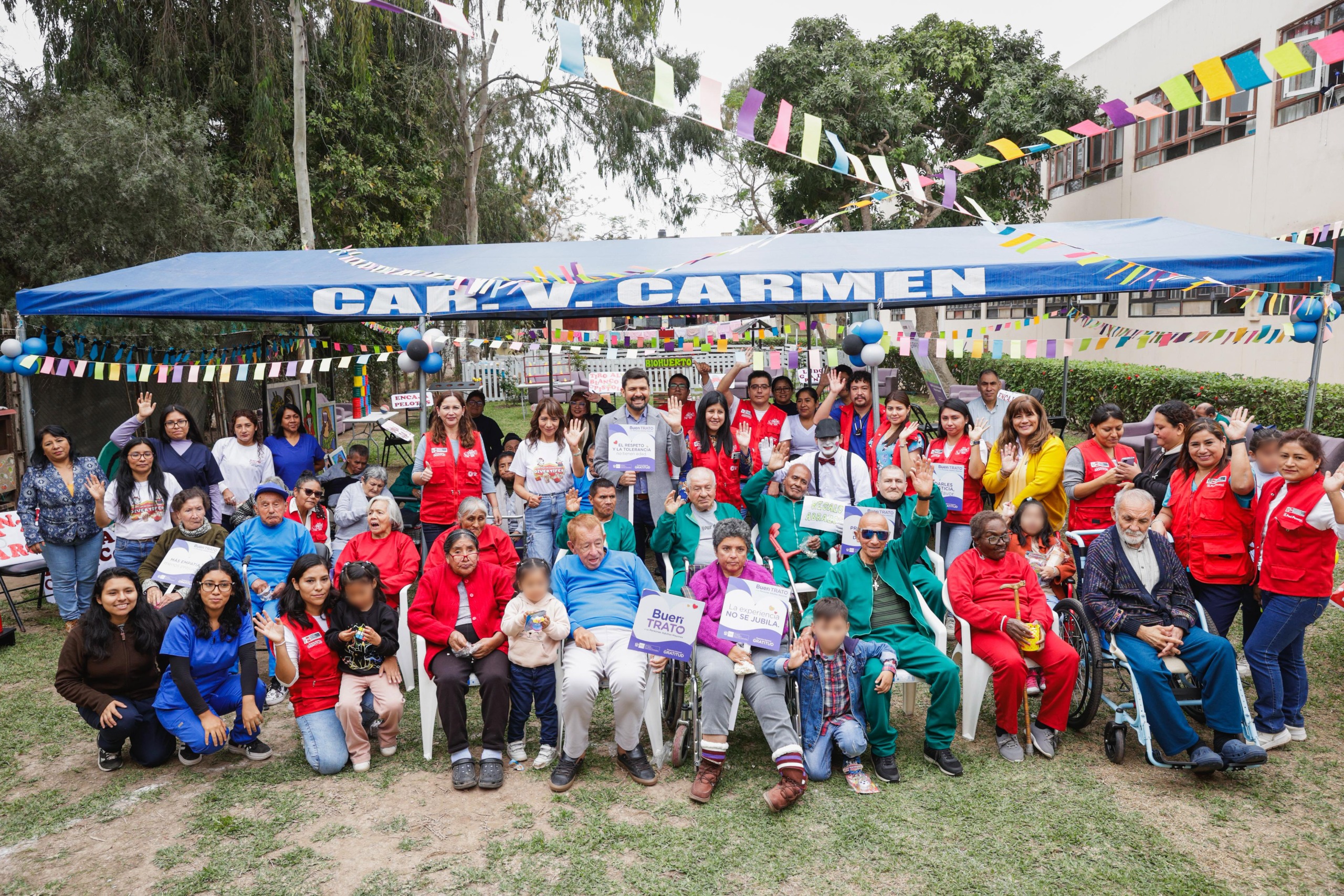 MIMP organiza Divertiferia con juegos recreativos y de integración intergeneracional