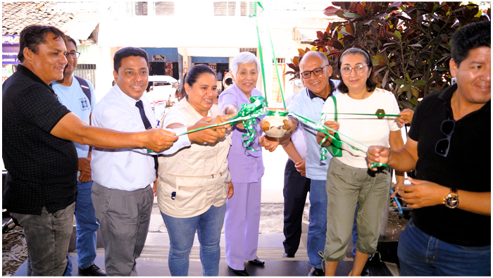 Inauguran centro de acopio desconcentrado de libros.