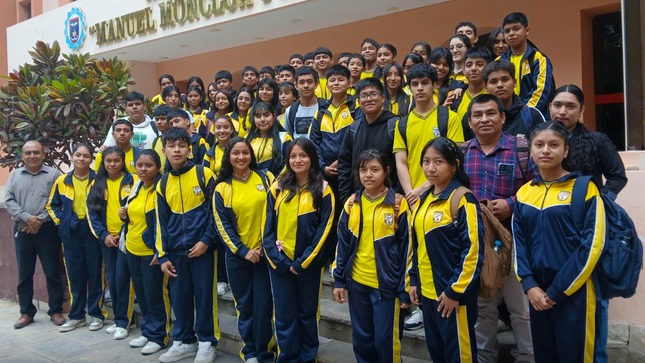 ¡Estudiantes de Tambogrande visitan la UNP! 