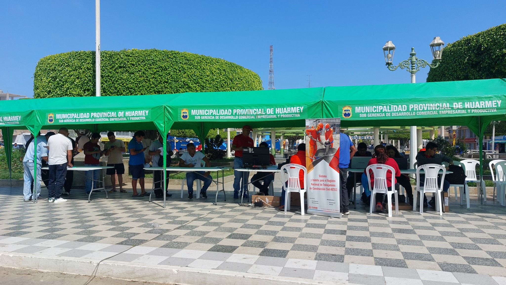 Campaña de entrega de carnet de registro nacional de trabajadores de construcción Civil-RETCC