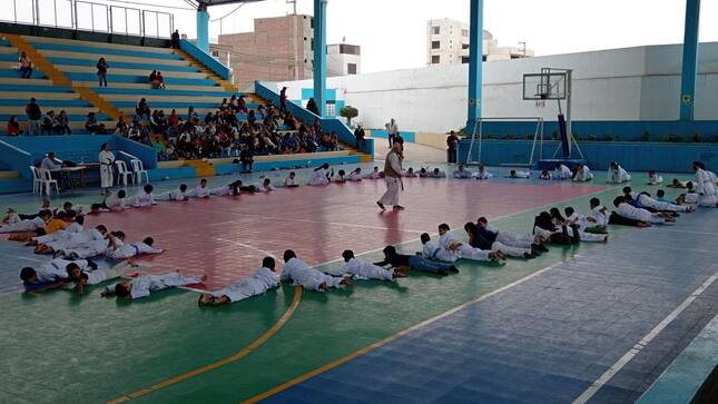 Escuela municipal participó en campeonato de karate en Huaral