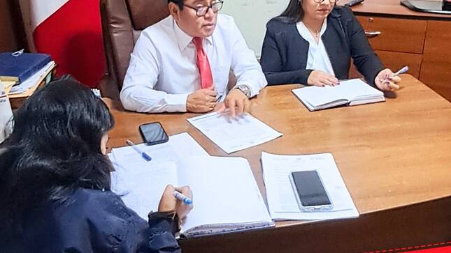 Director Ejecutivo de la RIS Chilca Mala sostiene importante reunión con su equipo de gestión