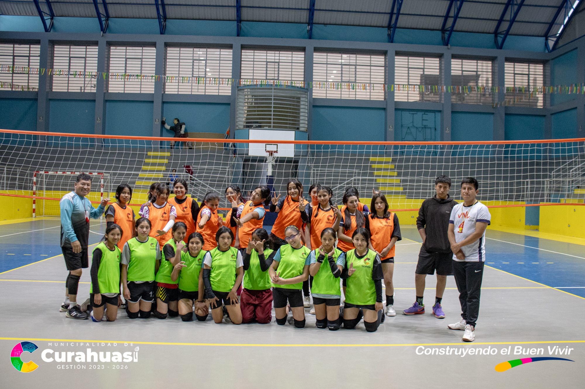 Niรฑez y Juventud se Benefician con Escuela de Vรณley Impulsada oir la Municipalidad distrital de curahuasi