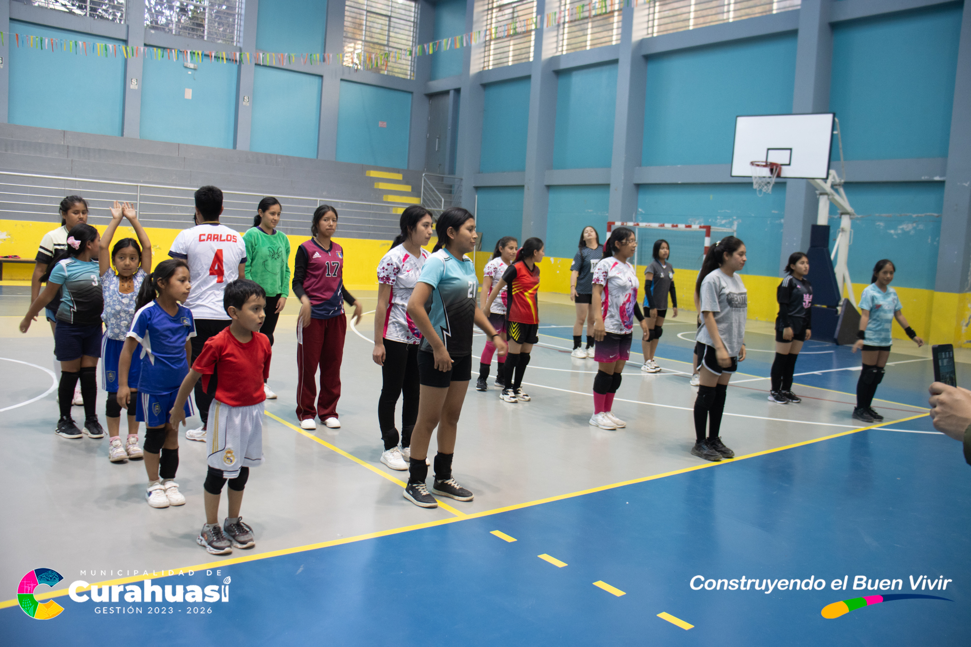 Niรฑez y Juventud se Benefician con Escuela de Vรณley Impulsada oir la Municipalidad distrital de curahuasi