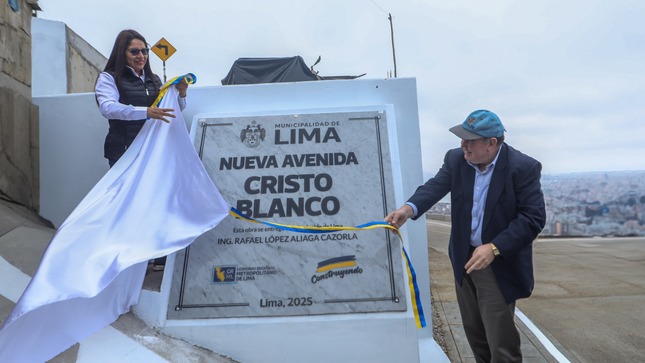 Alcalde de Lima entrega moderna avenida Cristo Blanco en San Juan de Miraflores