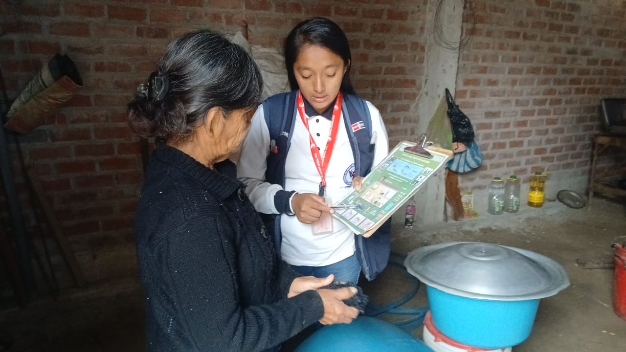 Dirección Regional de Salud inspecciona más de 900 viviendas en el Bajo Piura para evitar aumento de casos