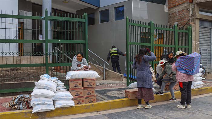 Personas caminando