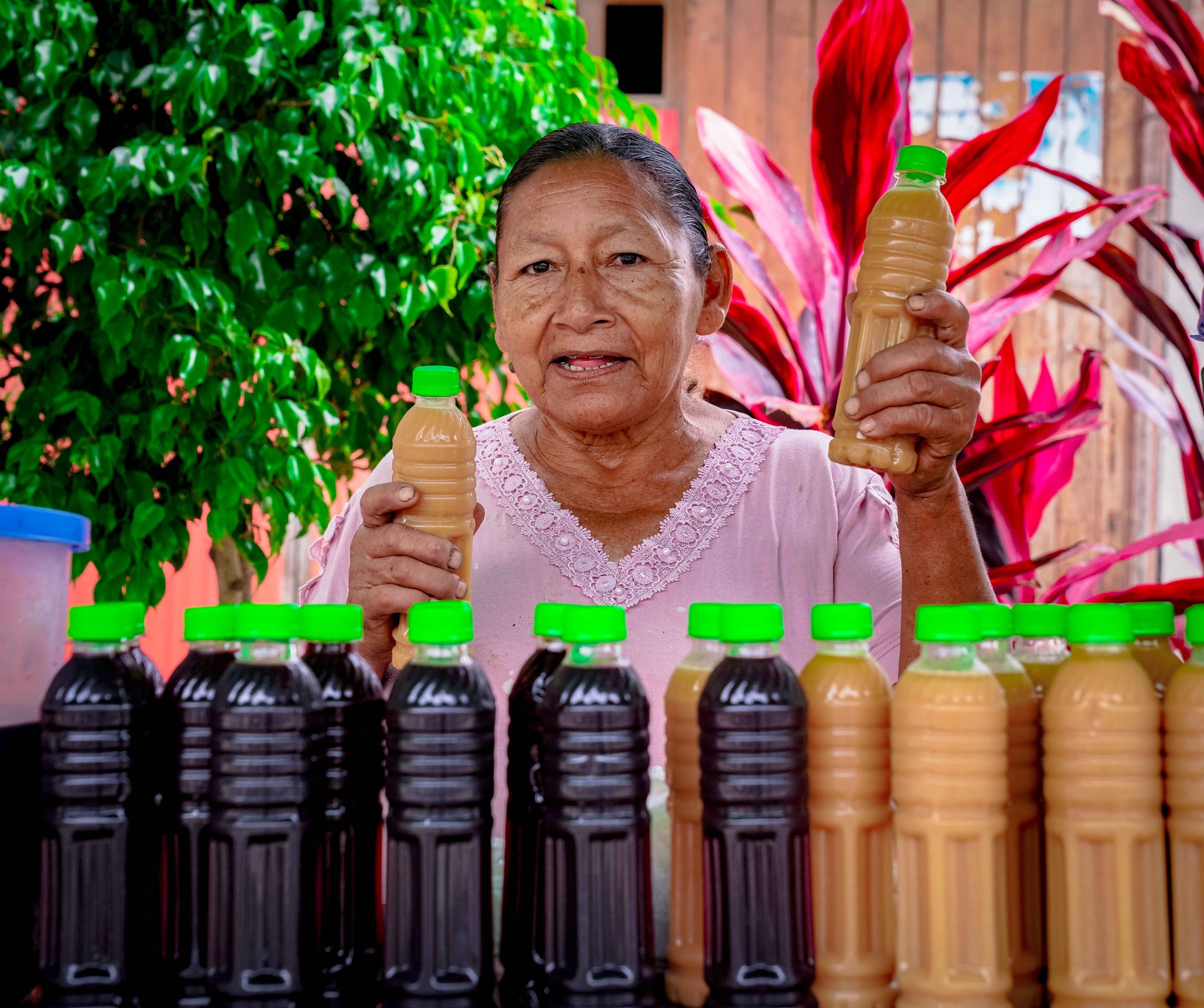 feria: “De la Chacra a la Olla”. Desde frutas y verduras frescas hasta deliciosos productos artesanales, todo con el sabor auténtico y la frescura que solo la agricultura de nuestras localidad puede ofrecer.
