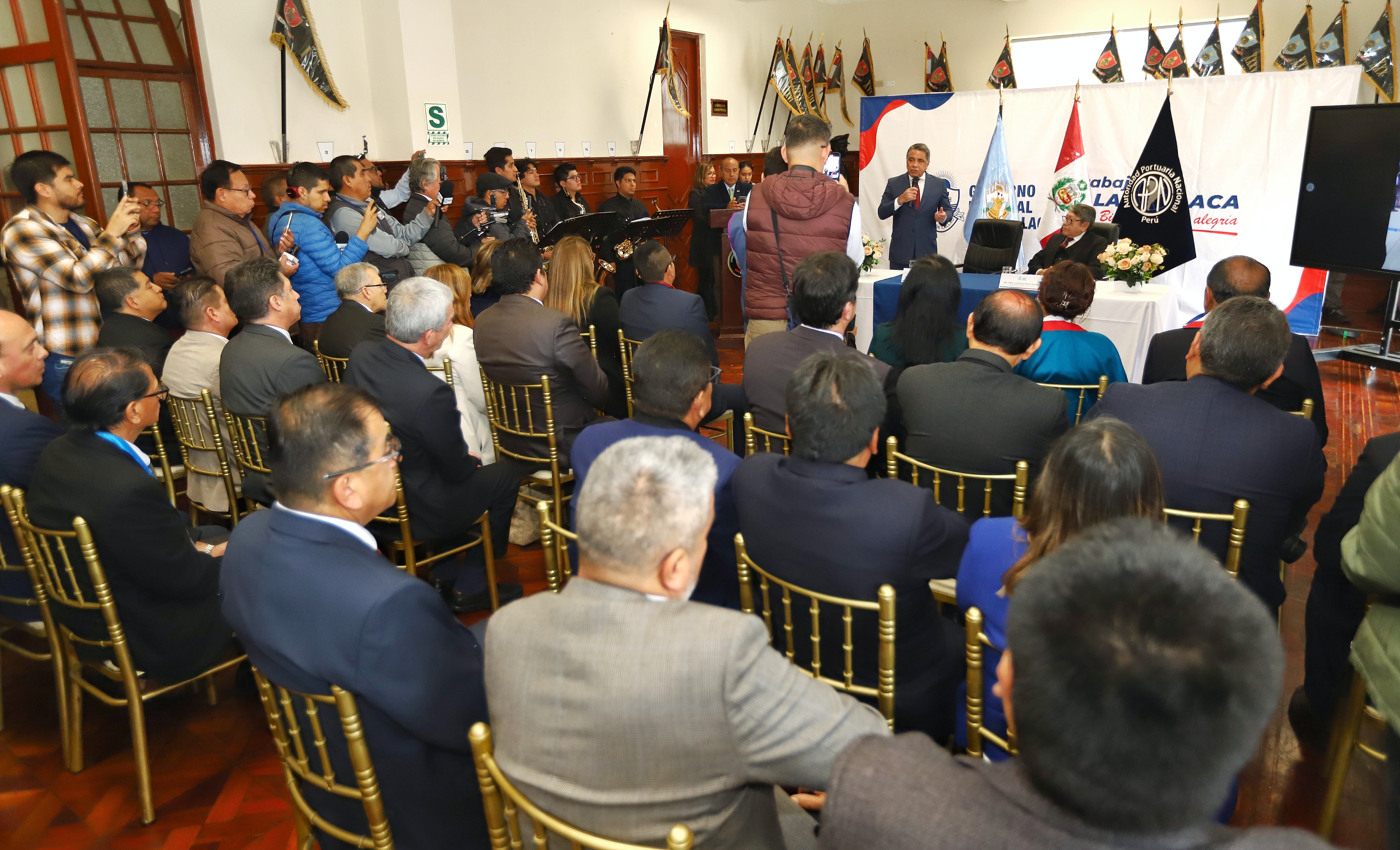Gore Callao y Autoridad Portuaria Nacional firman importante convenio que impulsa el desarrollo del primer puerto