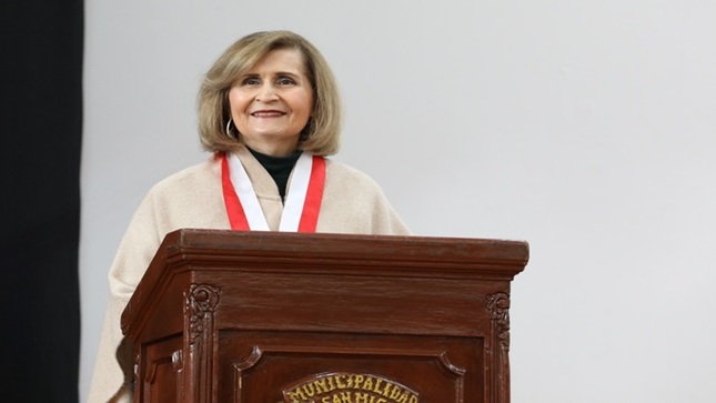 Presidenta del TC Luz Pacheco expuso sobre el derecho y la justicia en Encuentro por el Día del Estudiante de Derecho Peruano