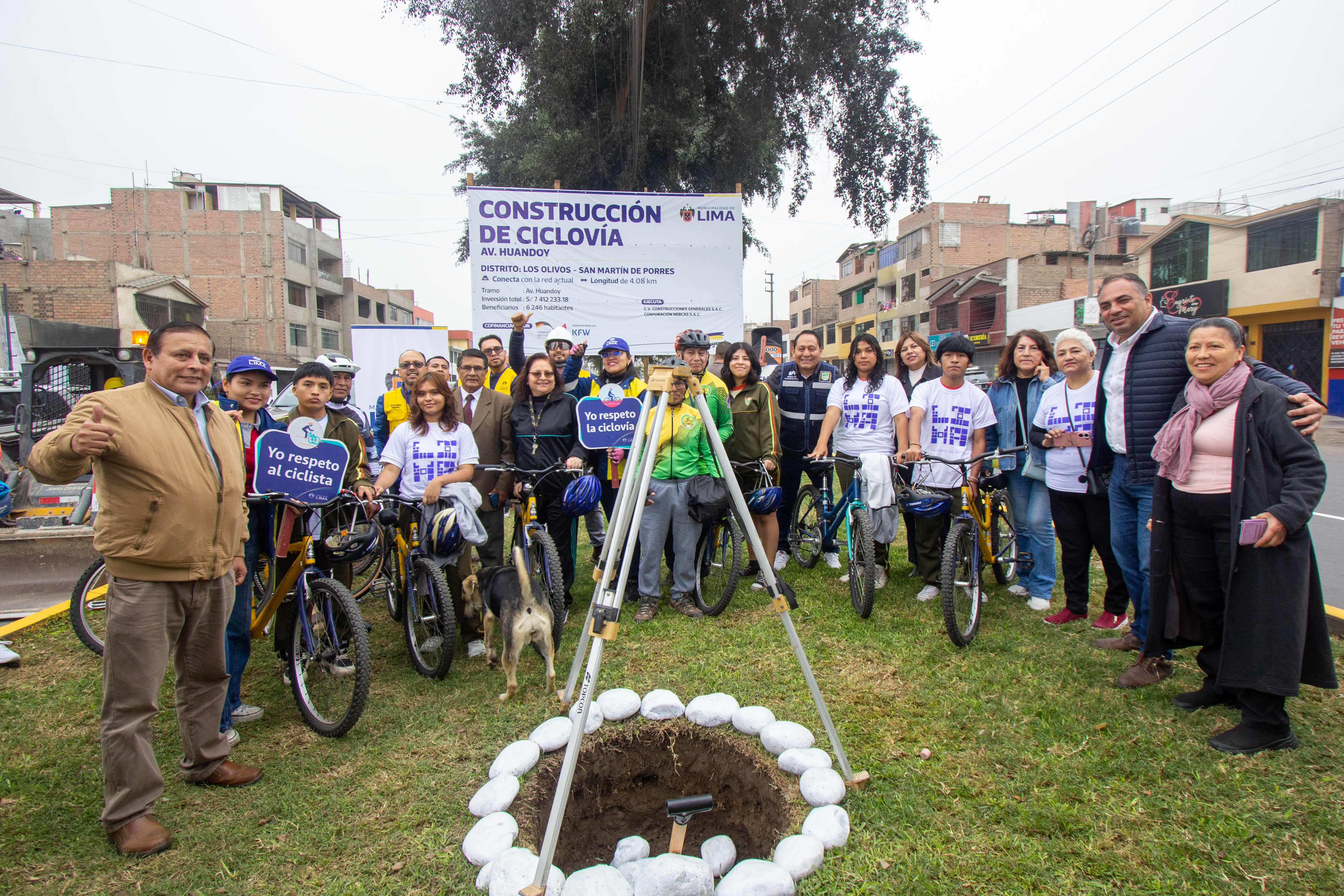 Nueva construcción de ciclovía en Lima norte