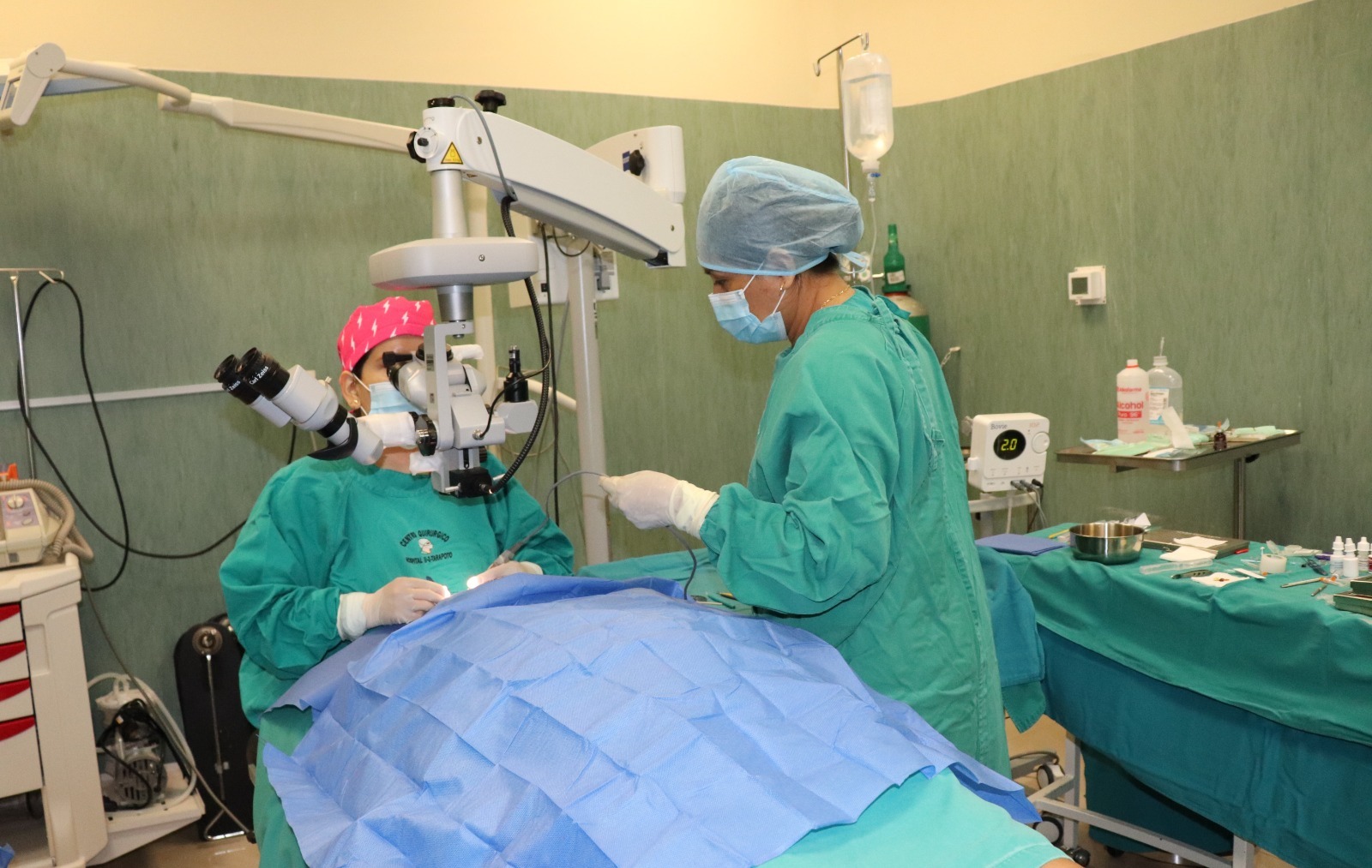 Inician cirugías gratuitas de cataratas en beneficio de adultos mayores