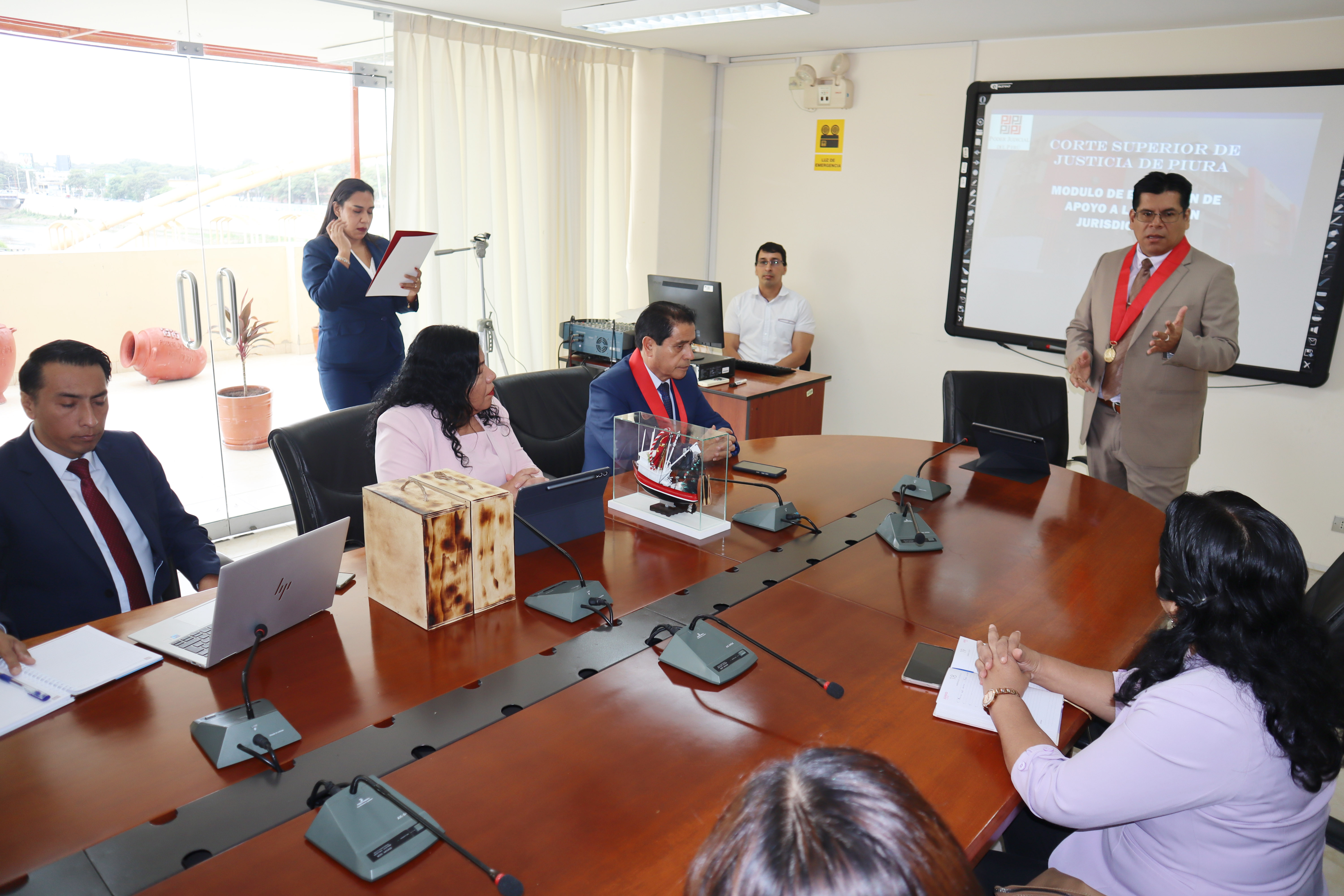 Delegación de la Corte del Santa realiza visita técnica al Módulo de Ejecución de Piura