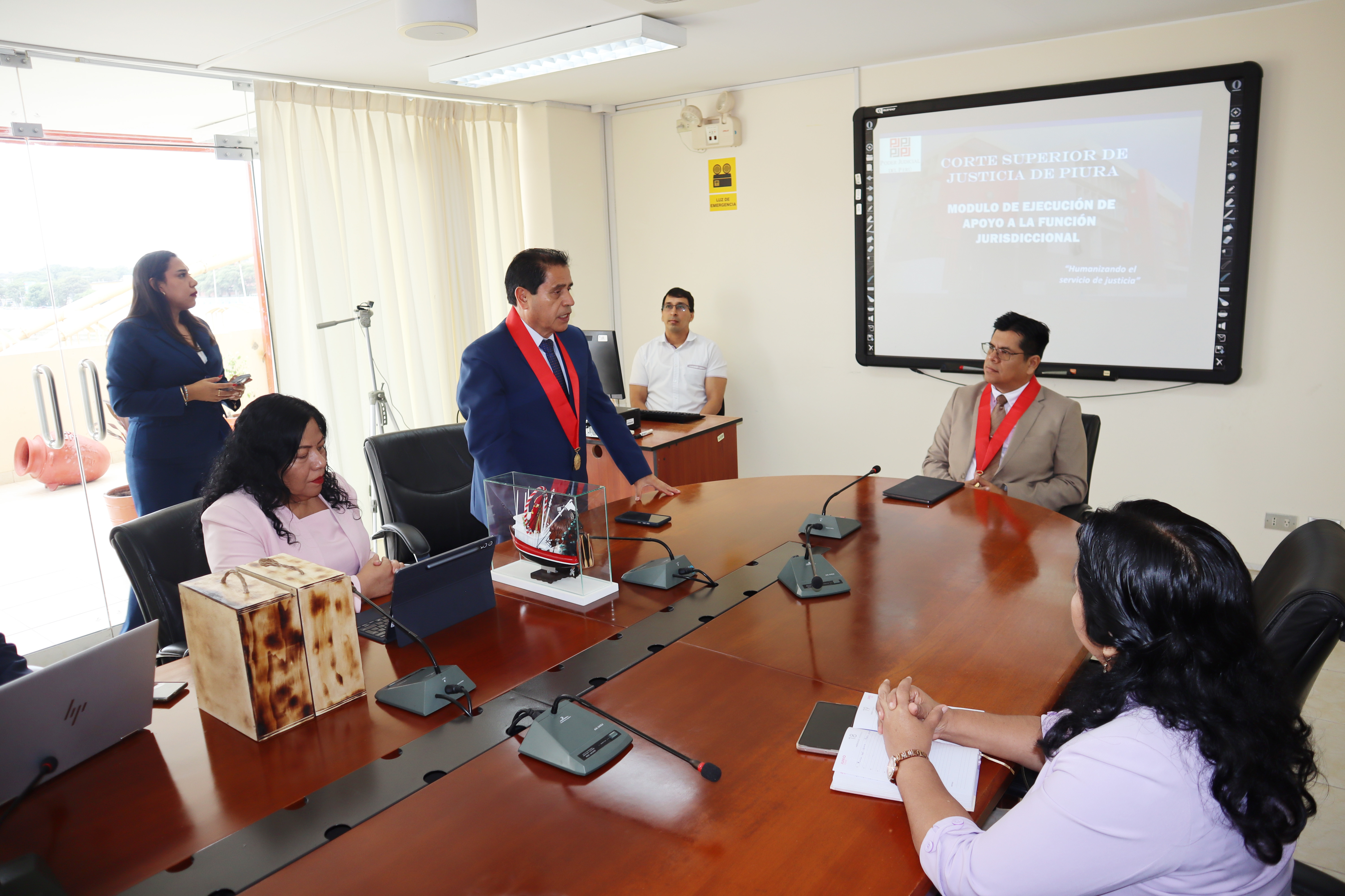 Delegación de la Corte del Santa realiza visita técnica al Módulo de Ejecución de Piura