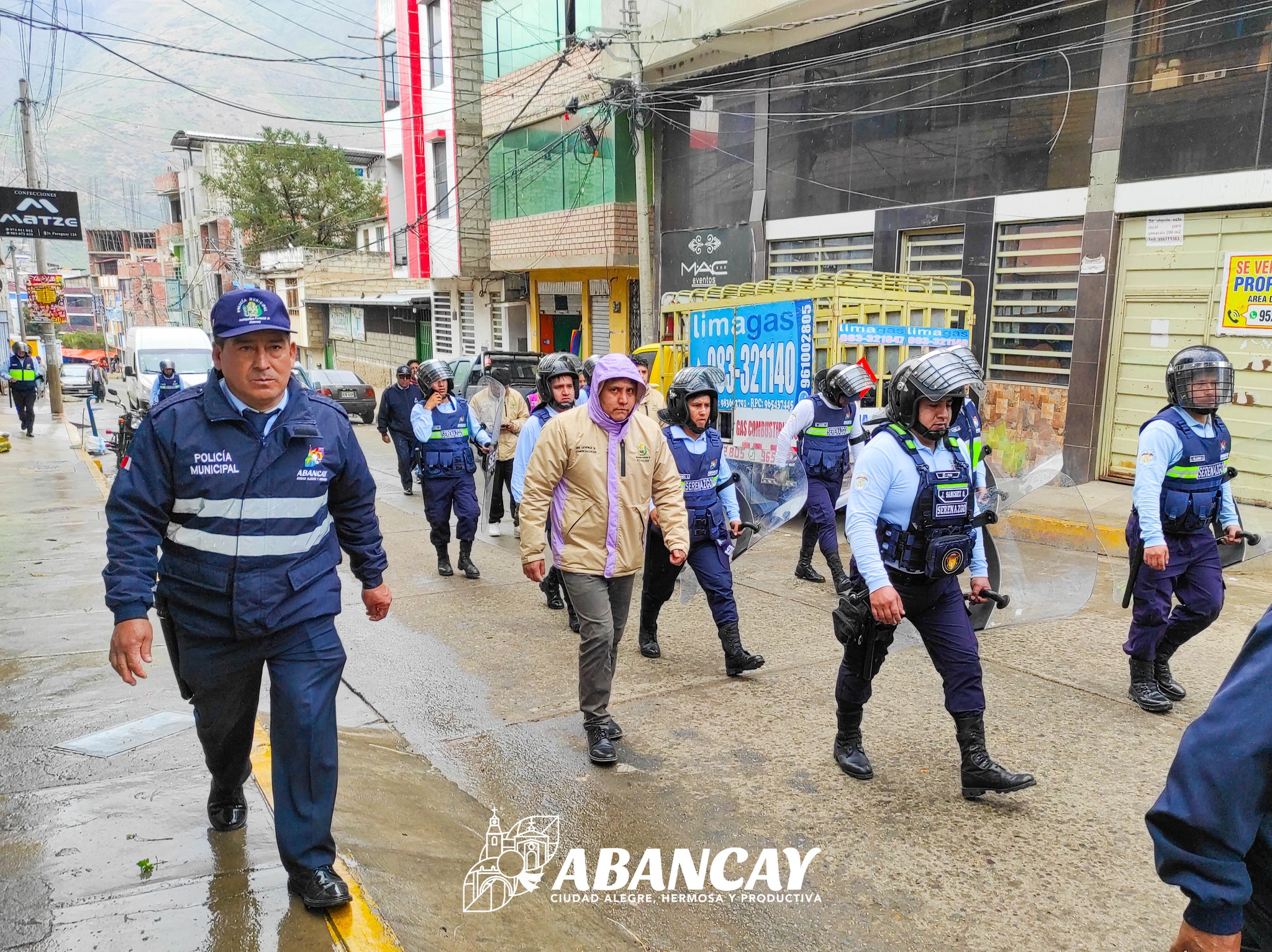 📢💪 MPA Actúa Con Firmeza Para Despejar Espacios Públicos Y Vías Peatonales.🛑