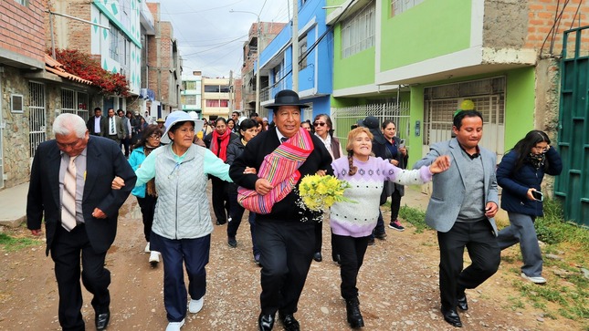 Tras 40 años de espera, más familias de El Tambo contarán con agua y desagüe