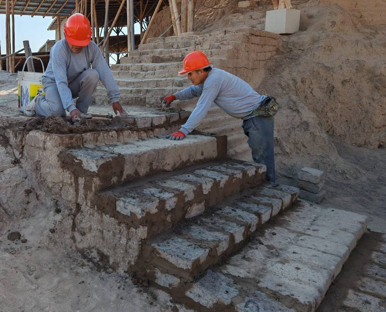 Trabajos en Huaca Ventarrón