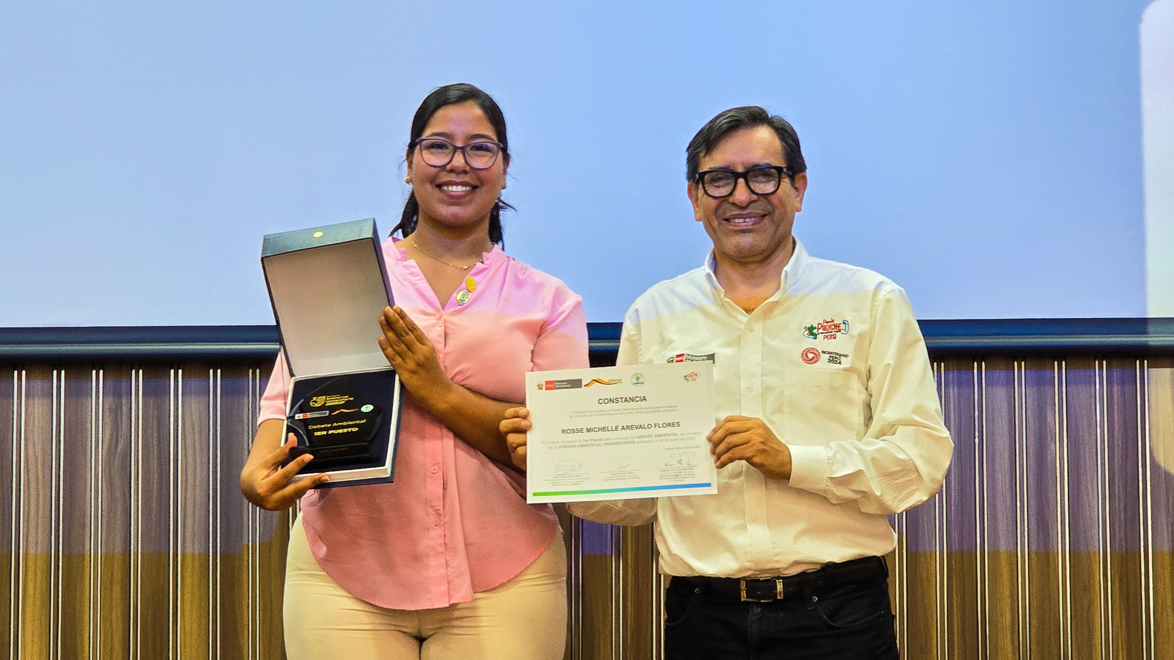 Primera competencia de debate ambiental universitario se realizó con éxito en Loreto.