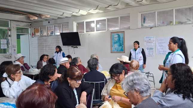Dar charlas para la prevención contra el maltrato de Adulto Mayor.