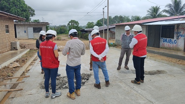 San Martín. – La Contraloría General de la República identificó deficiencias en la ejecución de la obra “Mejoramiento del servicio de movilidad urbana en las vías locales del barrio central del centro poblado Sarita Colonia, distrito de Tocache, provincia de Tocache, región San Martín”.

Dicha obra, a cargo de la Municipalidad Provincial de Tocache, está valorizada en S/ 4 720 000. Actualmente se encuentra en ejecución y presenta deficiencias en el proceso de construcción lo que podría poner en riesgo la durabilidad y el funcionamiento de la infraestructura vial en beneficio de la población usuaria.