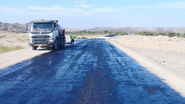 Gobierno Regional inicia trabajos de imprimación en la carretera departamental La Costanera I: Obra ya registra 42% de avance