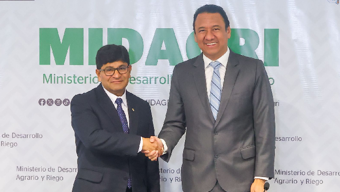Gobernador regional y titular del Midagri anunciaron al país ganador.