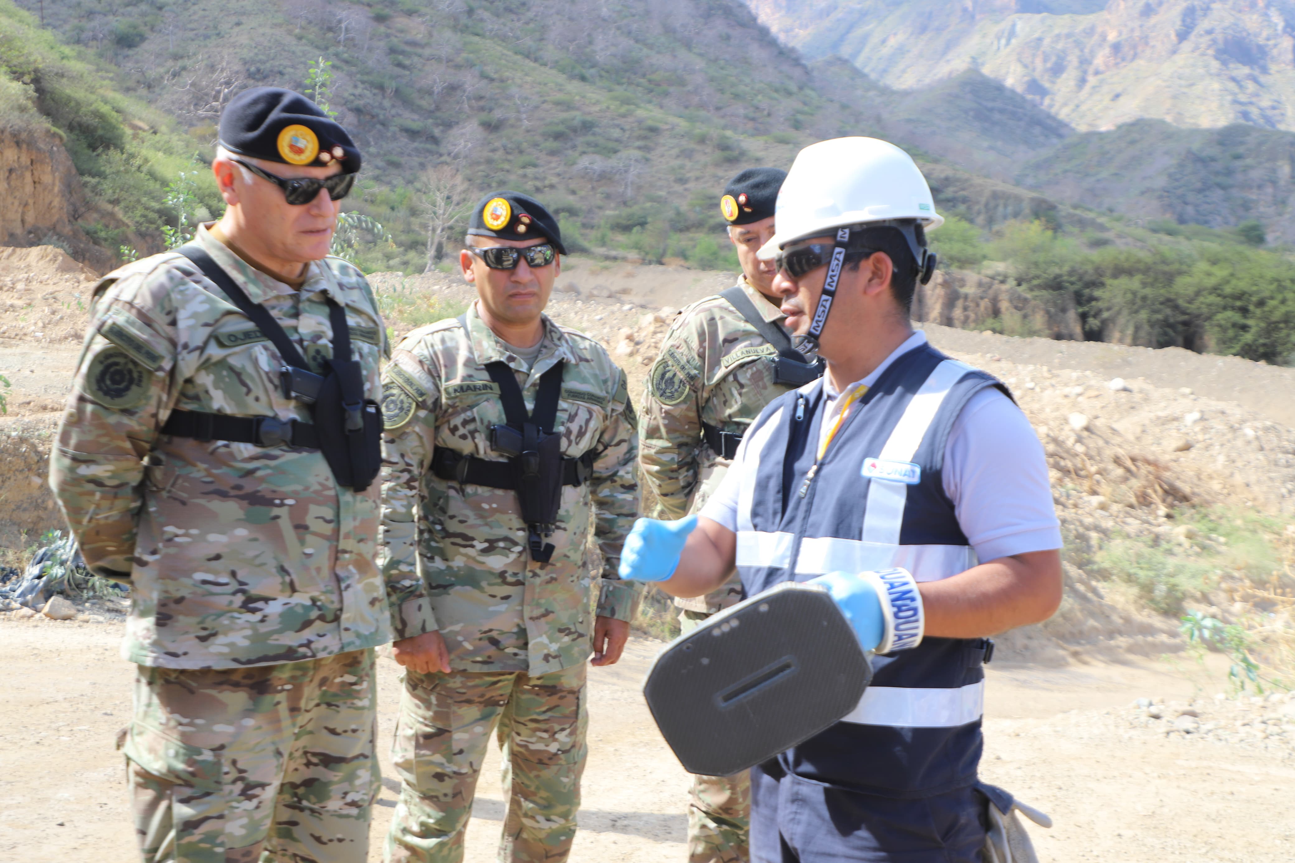 Jefe del CCFFAA supervisa despliegue operativo del Comando Unificado Pataz en la lucha contra la minería ilegal y el crimen organizado