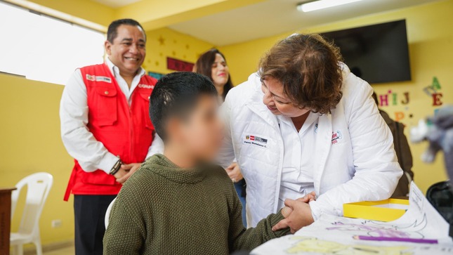Ministra visita CAR San Francisco de Asís y Cieneguilla en Cercado de Lima
