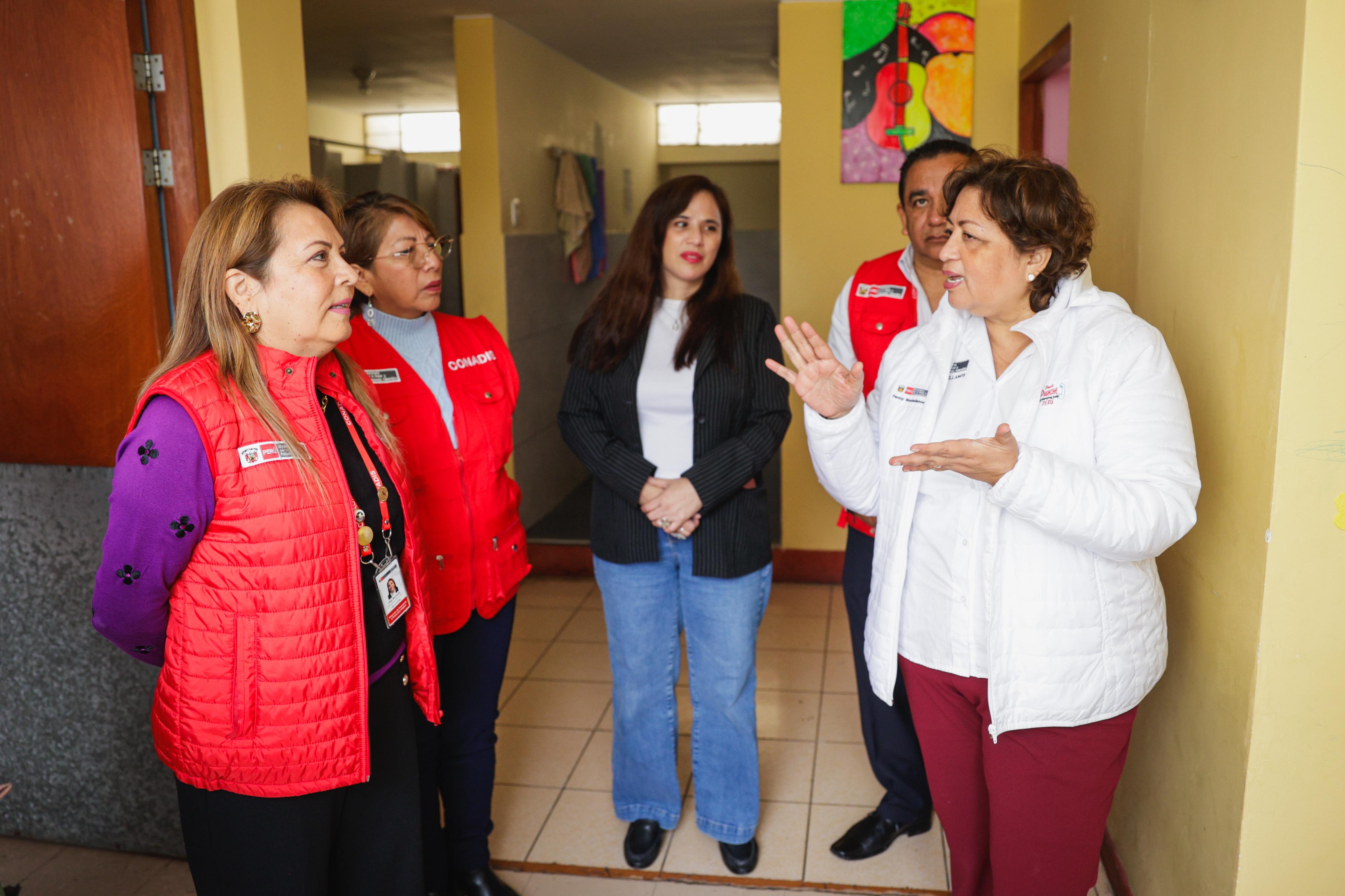 Ministra visita CAR San Francisco de Asís y Cieneguilla en Cercado de Lima