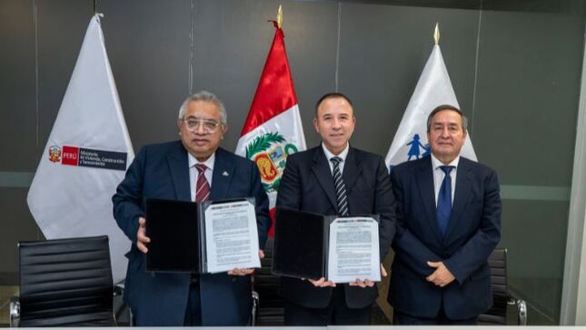 EsSalud y Ministerio de Vivienda firman convenio para garantizar accesibilidad en centros de salud 