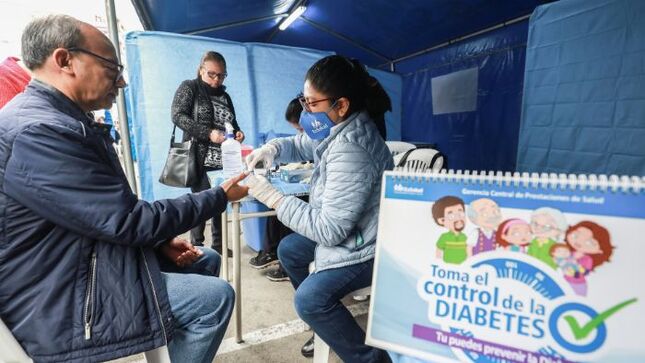 EsSalud supera las 178 mil atenciones médicas en campañas contra la diabetes 