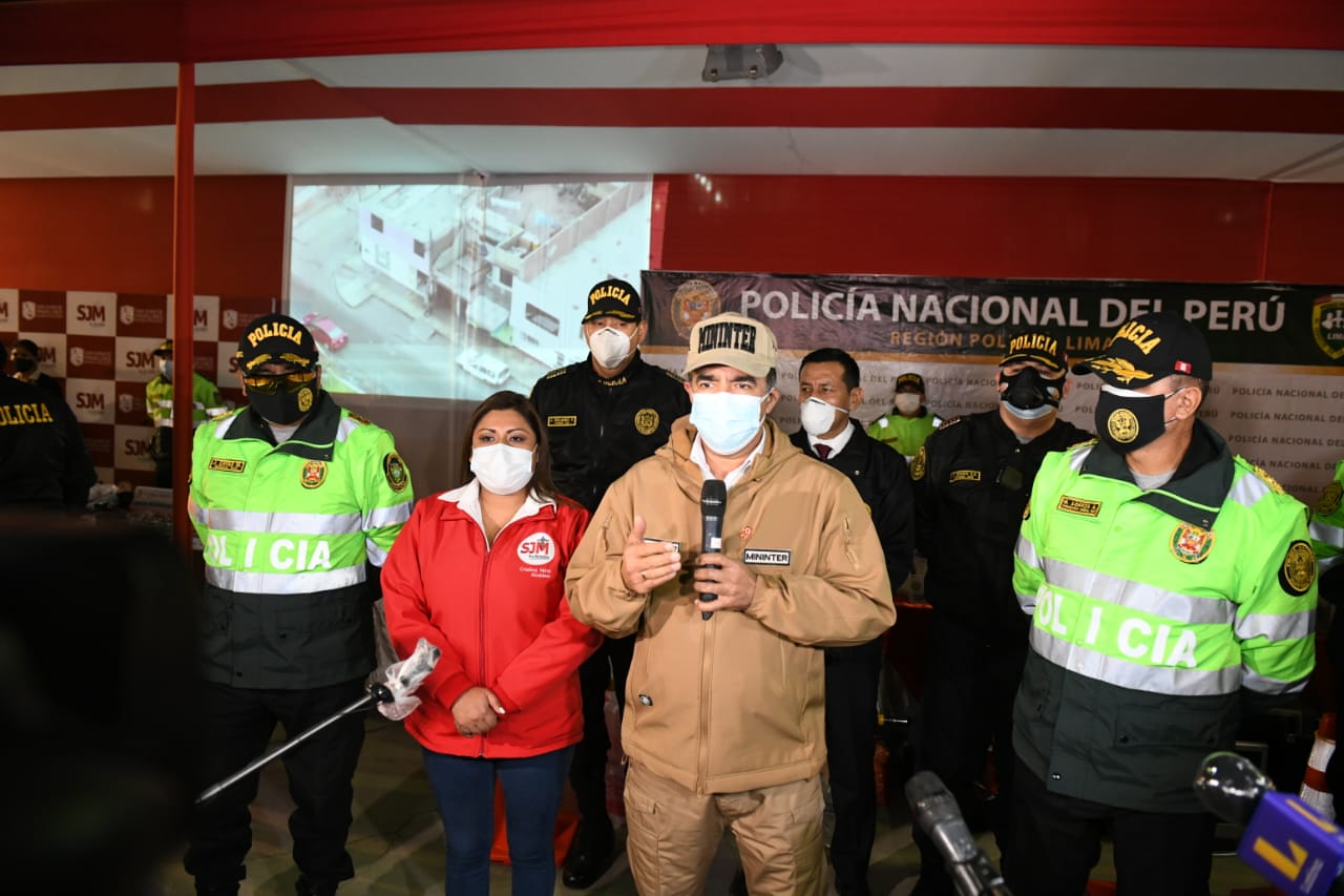 Titular del Interior presentó resultados de nueva operación contra la delincuencia y destacó el uso de drones en la labor policial.