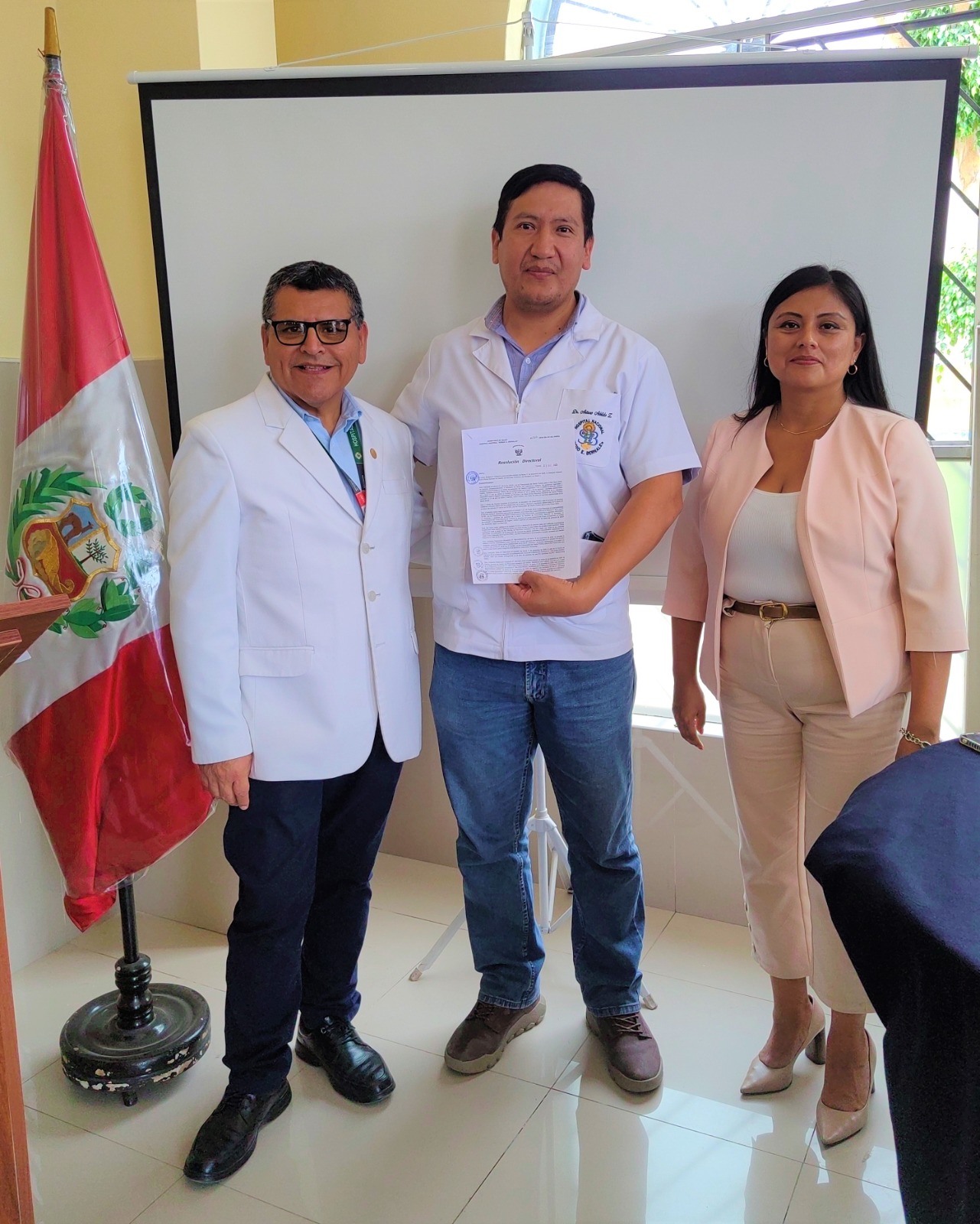 En ceremonia protocolar se entregó resoluciones del proceso de ascenso al personal 