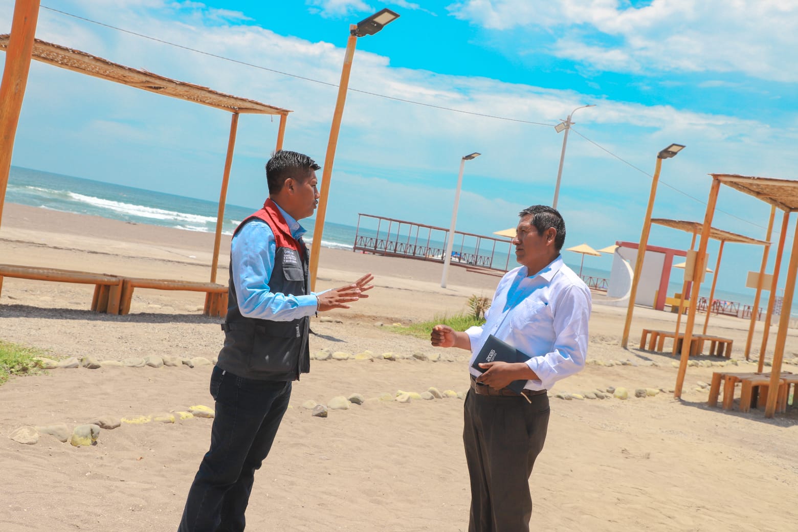 Exhortan a la población a proteger los espacios públicos ecológicos del litoral 