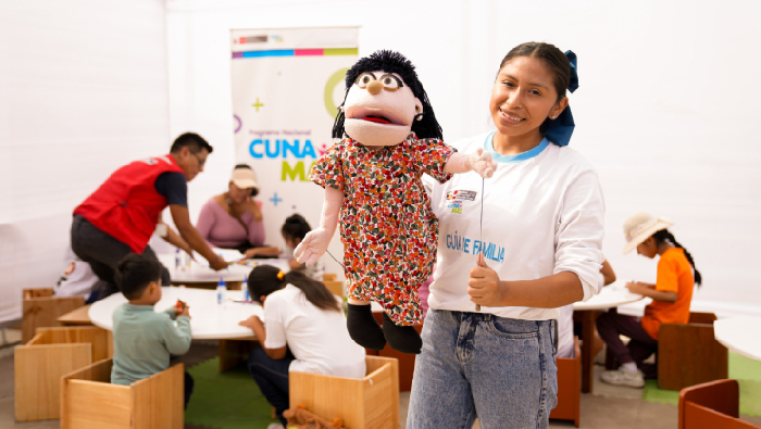 Midis acerca servicios del Estado a la población de Lurigancho-Chosica en feria multisectorial.