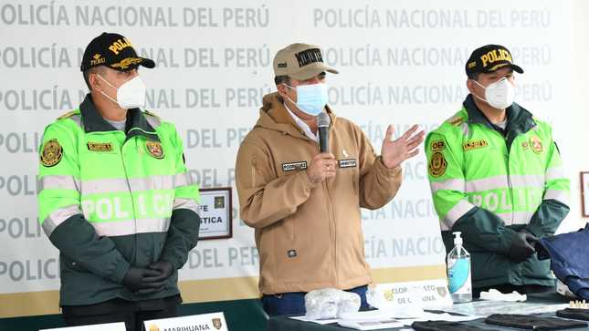 Ministro del Interior presentó resultados de importantes intervenciones en el Callao y felicitó el trabajo policial.